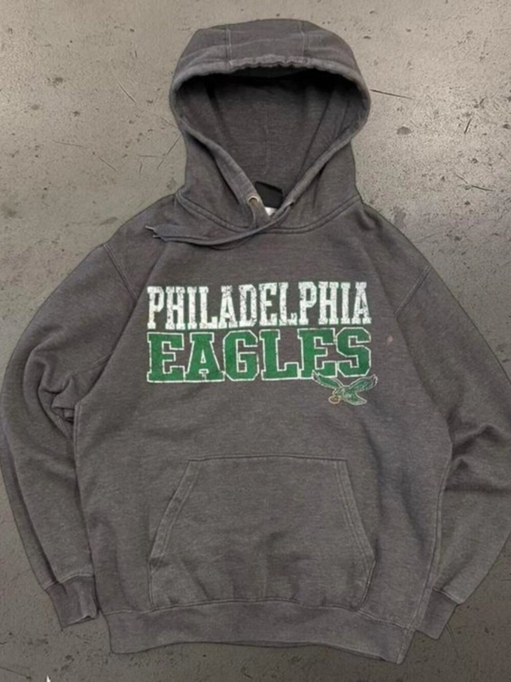 Beautiful 2010s Philadelphia Eagles Kelly Green hoodie